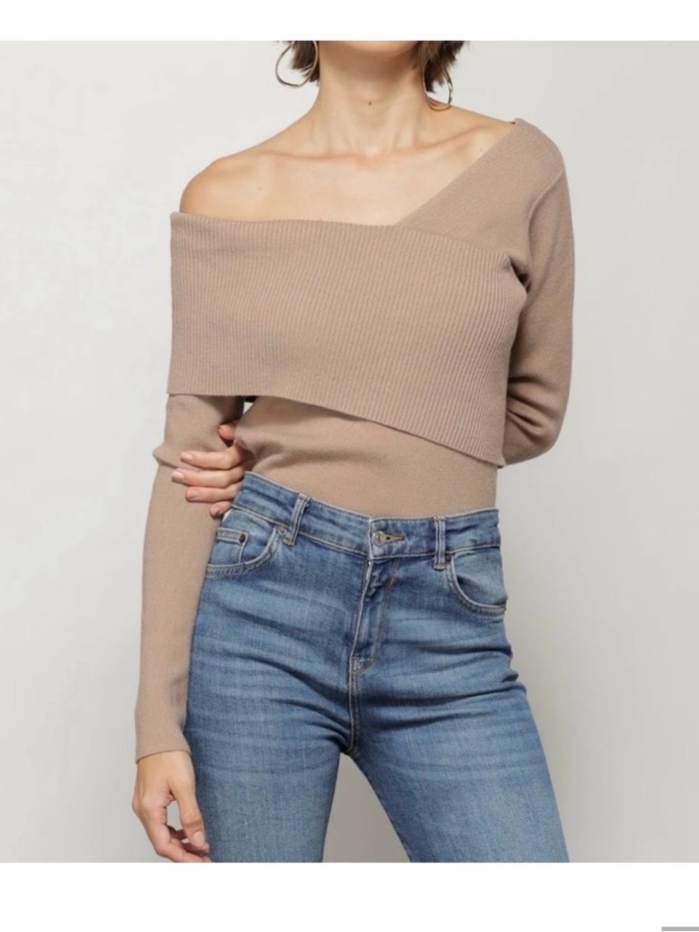 Line and Dot Asymmetrical Off-Shoulder Ribbed Sweater in Taupe